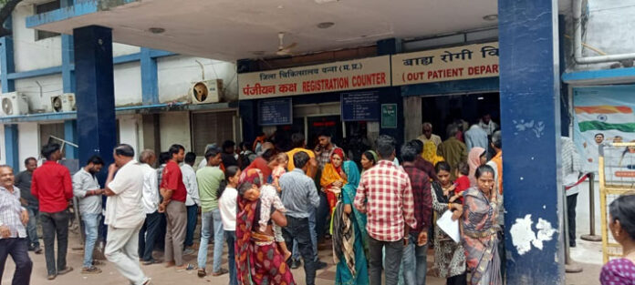 District Hospital Panna--01