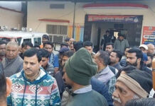 मध्यप्रदेश: आदिवासी की जमीन हड़पने के मामले में कांग्रेस नेता श्रीकांत दीक्षित गिरफ्तार, जेल भेजा